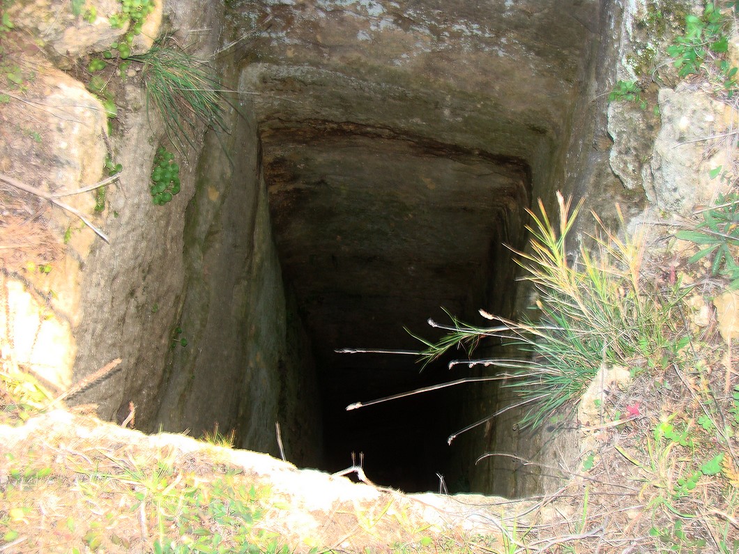 Chapelle Saint-Blaise de Saint-Mitre-les-Remparts